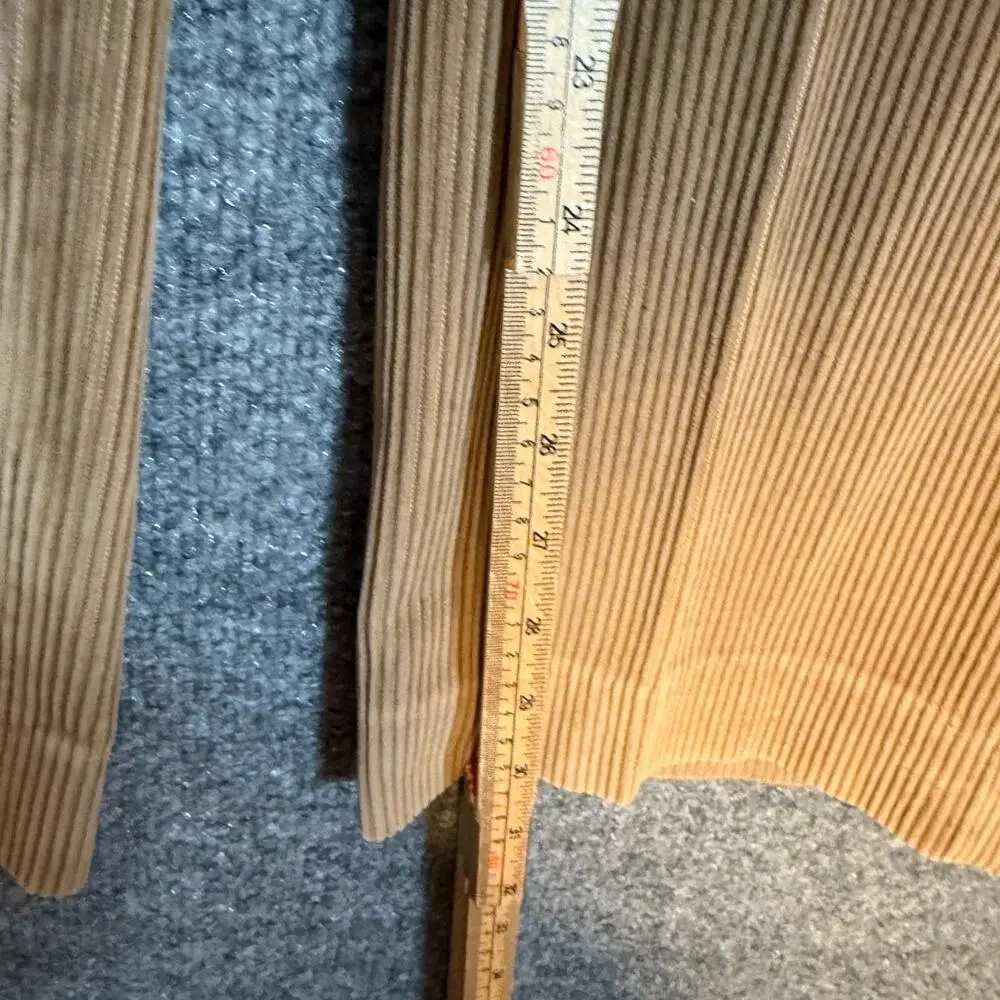 L.L Bean Pants Mens 37x30 Tan Corduroy‎ Chinos Pleated Straight Leg Relaxed Vtg